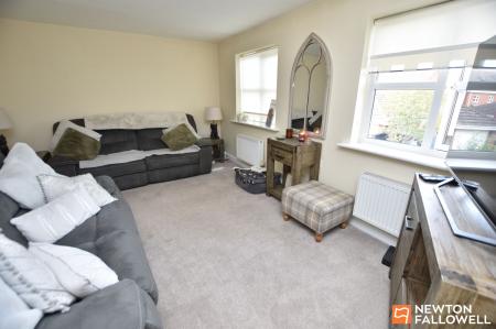 3 bedroom End of terrace house for sale in Osier Fields, East Leake, LE12