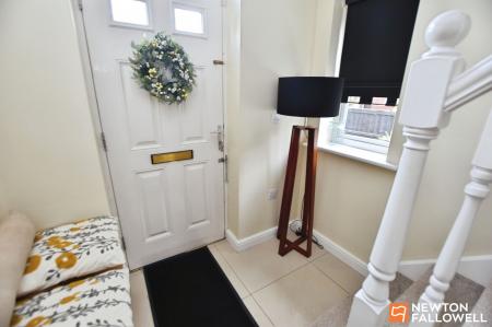 3 bedroom End of terrace house for sale in Osier Fields, East Leake, LE12