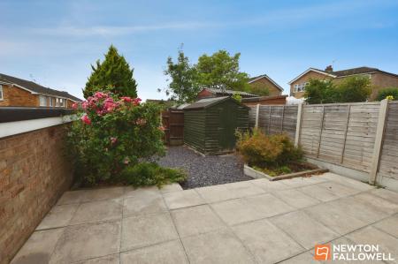2 bedroom Semi-detached house for sale in Weldon Avenue, Sileby, LE12