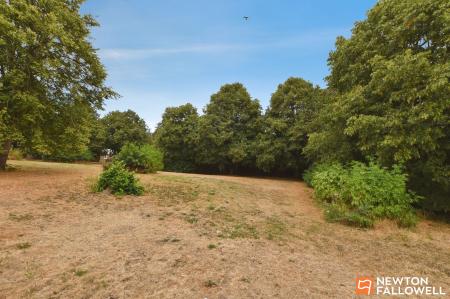 2 bedroom Semi-detached house for sale in Weldon Avenue, Sileby, LE12