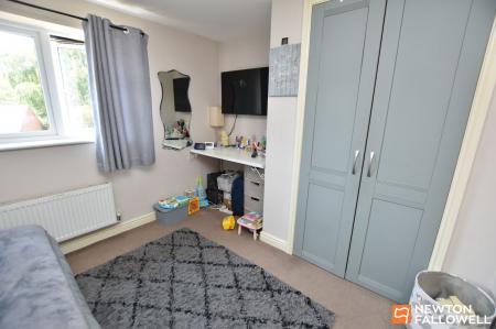 2 bedroom Terraced House for sale in Highland Drive, Loughborough, LE11