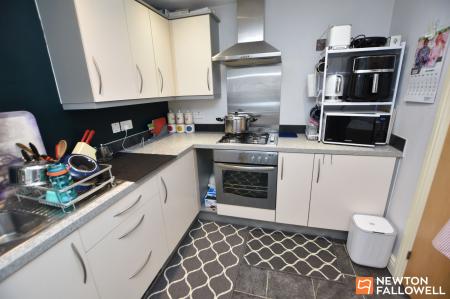2 bedroom Terraced House for sale in Highland Drive, Loughborough, LE11