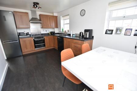 4 bedroom Detached house for sale in Pritchard Drive, Kegworth, DE74