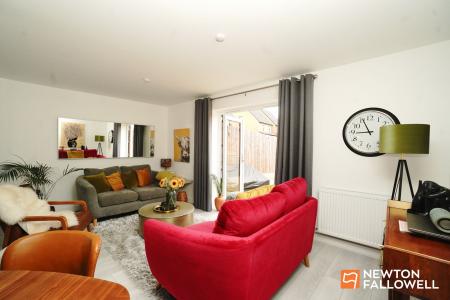 3 bedroom Terraced House for sale in Charnian Way, Shepshed, LE12