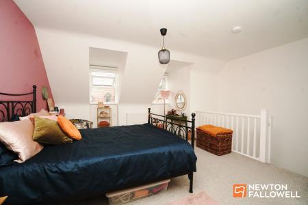 3 bedroom Terraced House for sale in Charnian Way, Shepshed, LE12