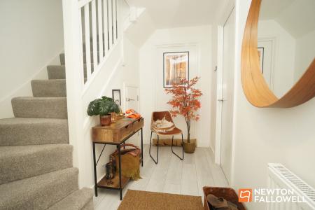 3 bedroom Terraced House for sale in Charnian Way, Shepshed, LE12