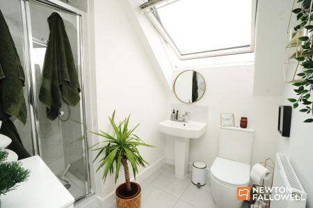 3 bedroom Terraced House for sale in Charnian Way, Shepshed, LE12