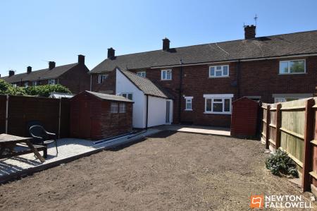3 bedroom Terraced House for sale in Castle Road, Mountsorrel, LE12