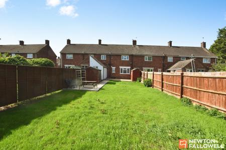 3 bedroom Terraced House for sale in Castle Road, Mountsorrel, LE12