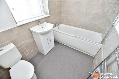 3 bedroom Terraced House for sale in Castle Road, Mountsorrel, LE12