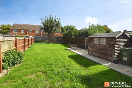 3 bedroom Terraced House for sale in Castle Road, Mountsorrel, LE12