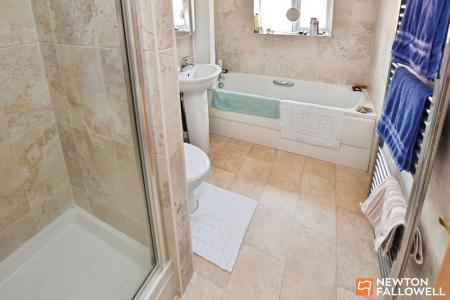 3 bedroom Detached house for sale in Clowbridge Drive, Loughborough, LE11