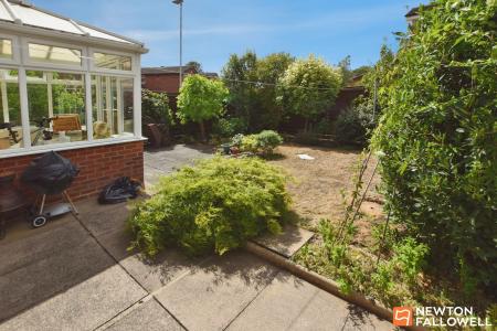 3 bedroom Detached house for sale in Clowbridge Drive, Loughborough, LE11