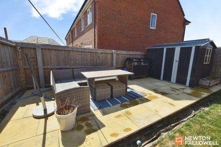 3 bedroom Semi-detached house for sale in Buzzard Way, East Leake, LE12