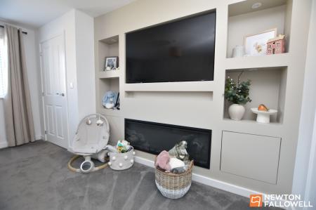 3 bedroom Semi-detached house for sale in Buzzard Way, East Leake, LE12