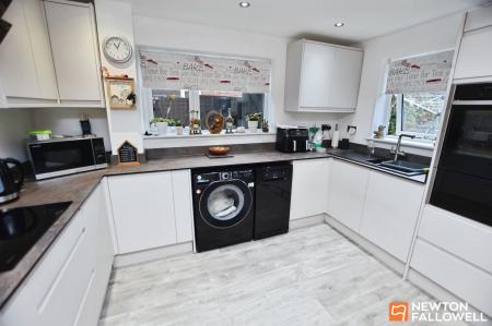 3 bedroom Semi-detached house for sale in Petworth Drive, Loughborough, LE11