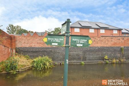 3 bedroom Terraced House for sale in Windlass Close, Loughborough, LE11