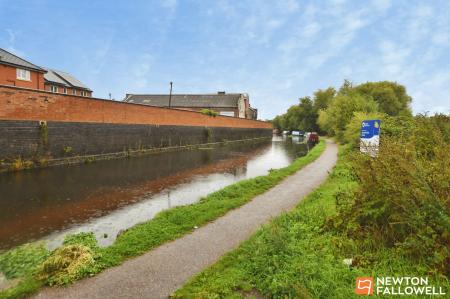 3 bedroom Terraced House for sale in Windlass Close, Loughborough, LE11