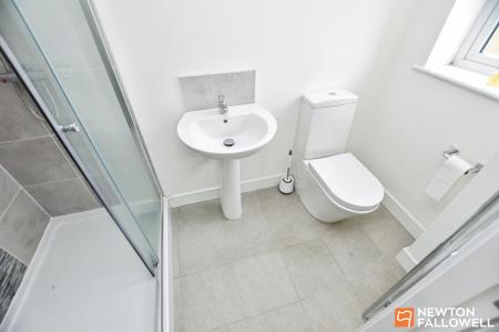 3 bedroom Terraced House for sale in Windlass Close, Loughborough, LE11