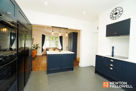 5 bedroom Detached house for sale in Belton Street, Shepshed, LE12