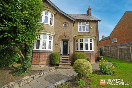 5 bedroom Detached house for sale in Belton Street, Shepshed, LE12