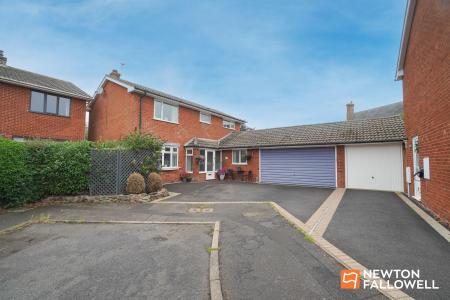 4 bedroom Detached house for sale in De Verdun Avenue, Belton, LE12