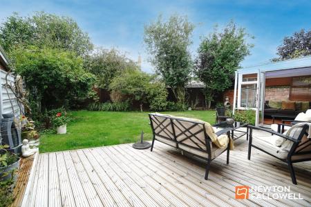 4 bedroom Detached house for sale in De Verdun Avenue, Belton, LE12