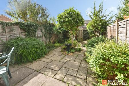 2 bedroom Terraced House for sale in Newbold Close, Sileby, LE12