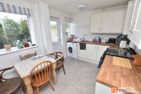 2 bedroom Terraced House for sale in Newbold Close, Sileby, LE12