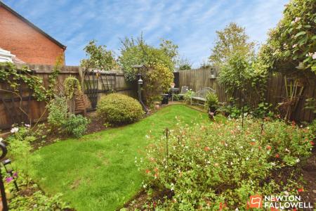 3 bedroom Semi-detached house for sale in Edward Phillipps Road, Hathern, LE12