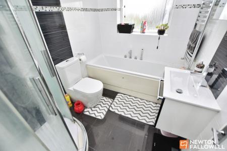 3 bedroom End of terrace house for sale in Parklands Drive, Loughborough, LE11