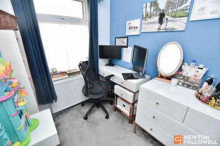 3 bedroom End of terrace house for sale in Parklands Drive, Loughborough, LE11
