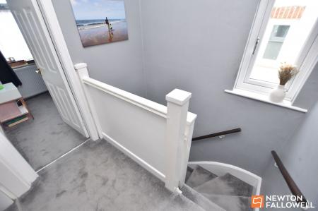 3 bedroom End of terrace house for sale in Parklands Drive, Loughborough, LE11