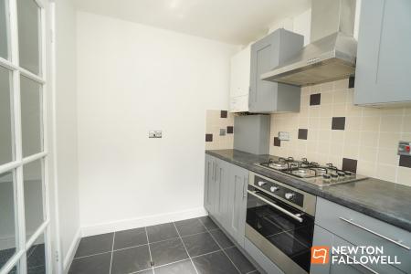 2 bedroom Semi-detached bungalow for sale in Roundhill Way, Loughborough, LE11