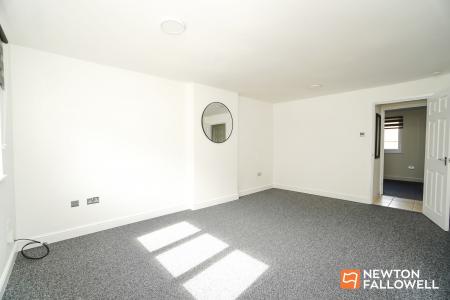 2 bedroom Semi-detached bungalow for sale in Roundhill Way, Loughborough, LE11