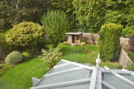 4 bedroom Detached house for sale in Cropston Avenue, Loughborough, LE11