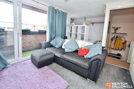 1 bedroom Maisonette for sale in Burns Road, Knightthorpe Court Burns Road, LE11
