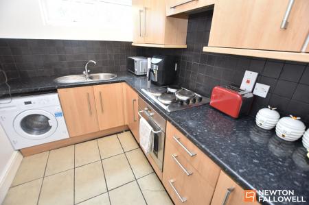 1 bedroom Maisonette for sale in Burns Road, Knightthorpe Court Burns Road, LE11