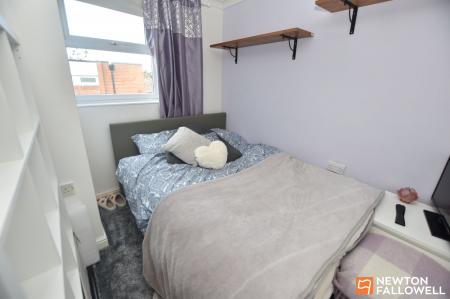 1 bedroom Maisonette for sale in Burns Road, Knightthorpe Court Burns Road, LE11