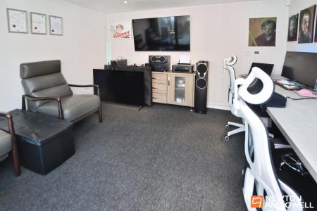 3 bedroom Terraced House for sale in Huston Close, Barrow Upon Soar, LE12