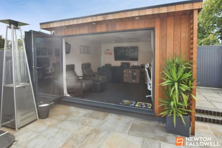 3 bedroom Terraced House for sale in Huston Close, Barrow Upon Soar, LE12