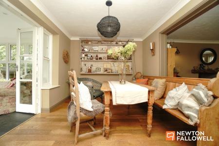 4 bedroom Detached house for sale in Kings Brook Close, Rempstone, LE12
