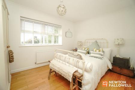 4 bedroom Detached house for sale in Kings Brook Close, Rempstone, LE12