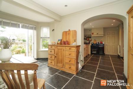 4 bedroom Detached house for sale in Kings Brook Close, Rempstone, LE12