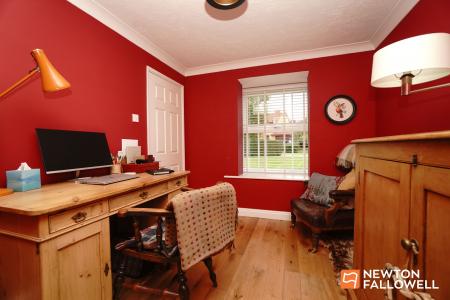 4 bedroom Detached house for sale in Kings Brook Close, Rempstone, LE12