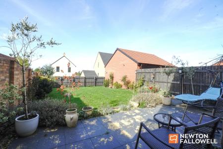 4 bedroom Detached house for sale in Charnian Way, Shepshed, LE12