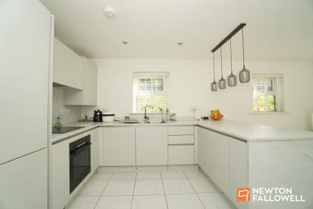 4 bedroom Detached house for sale in Charnian Way, Shepshed, LE12