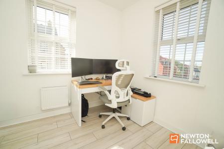4 bedroom Detached house for sale in Charnian Way, Shepshed, LE12