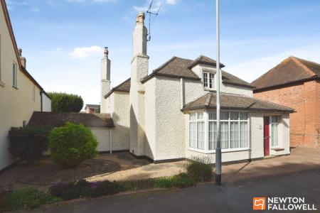 3 bedroom Link detached house for sale in Leake Road, Gotham, NG11