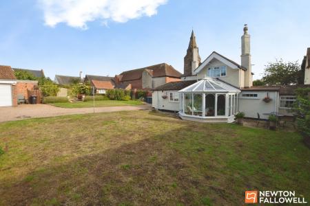 3 bedroom Link detached house for sale in Leake Road, Gotham, NG11